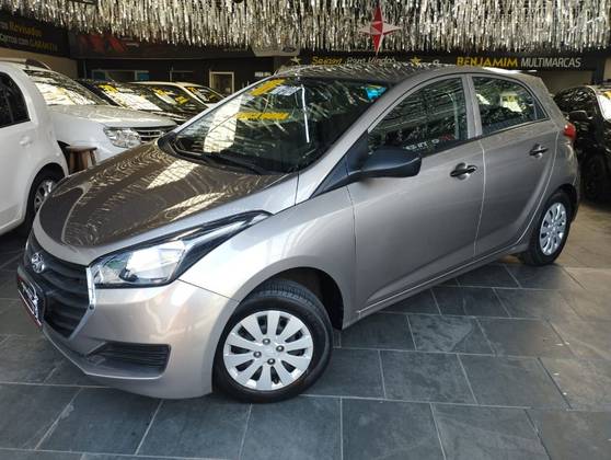 HYUNDAI HB20 1.0 COMFORT 12V FLEX 4P MANUAL HYUNDAI HB20 1.0 COMFORT 12V FLEX 4P MANUAL